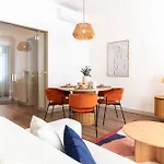아파트 Elegant 2br W Patio By Lovelystay
