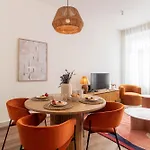 Elegant 2br W Patio By Lovelystay Apartman *