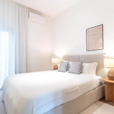 Elegant 2br W Patio By Lovelystay