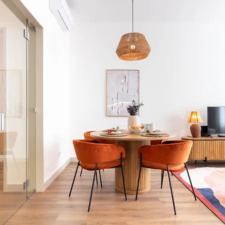 شقة Elegant 2br W Patio By Lovelystay *