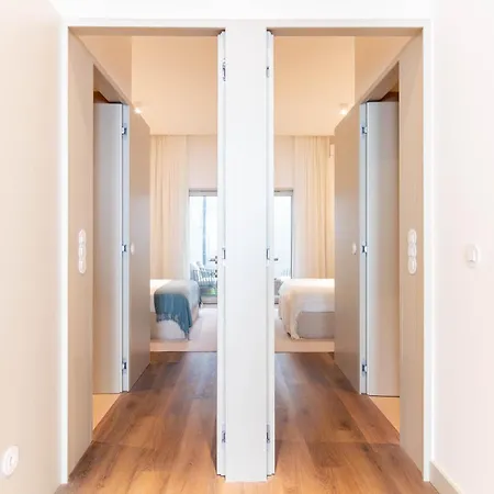 Apartman Elegant 2br W Patio By Lovelystay Porto